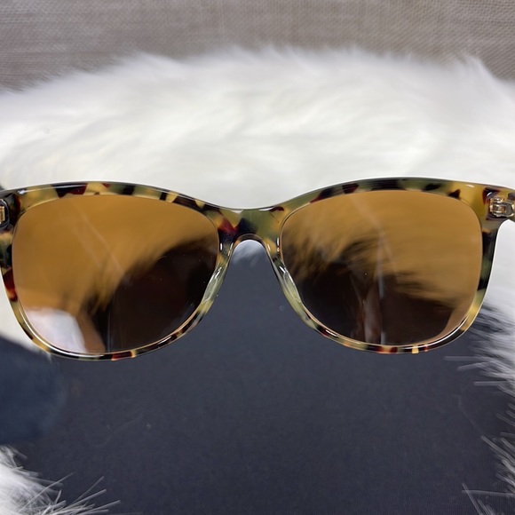 Coach HC8117F L588 Blakely Sunglasses 509313 Vintage Tortoise 55-16-135 - Picture 9 of 11